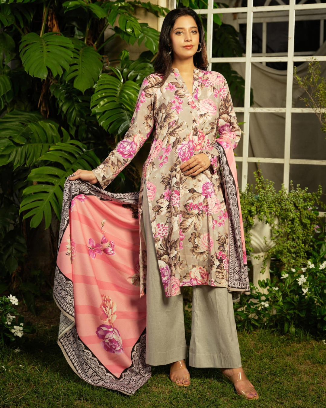 iT Fabric Store Pastel Pink Accents Digital Premium  Linen  3 Piece Suit