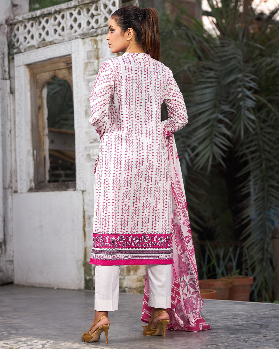 iT Fabric Store White-Pink Digital Premium Cotton 3 Piece Suit