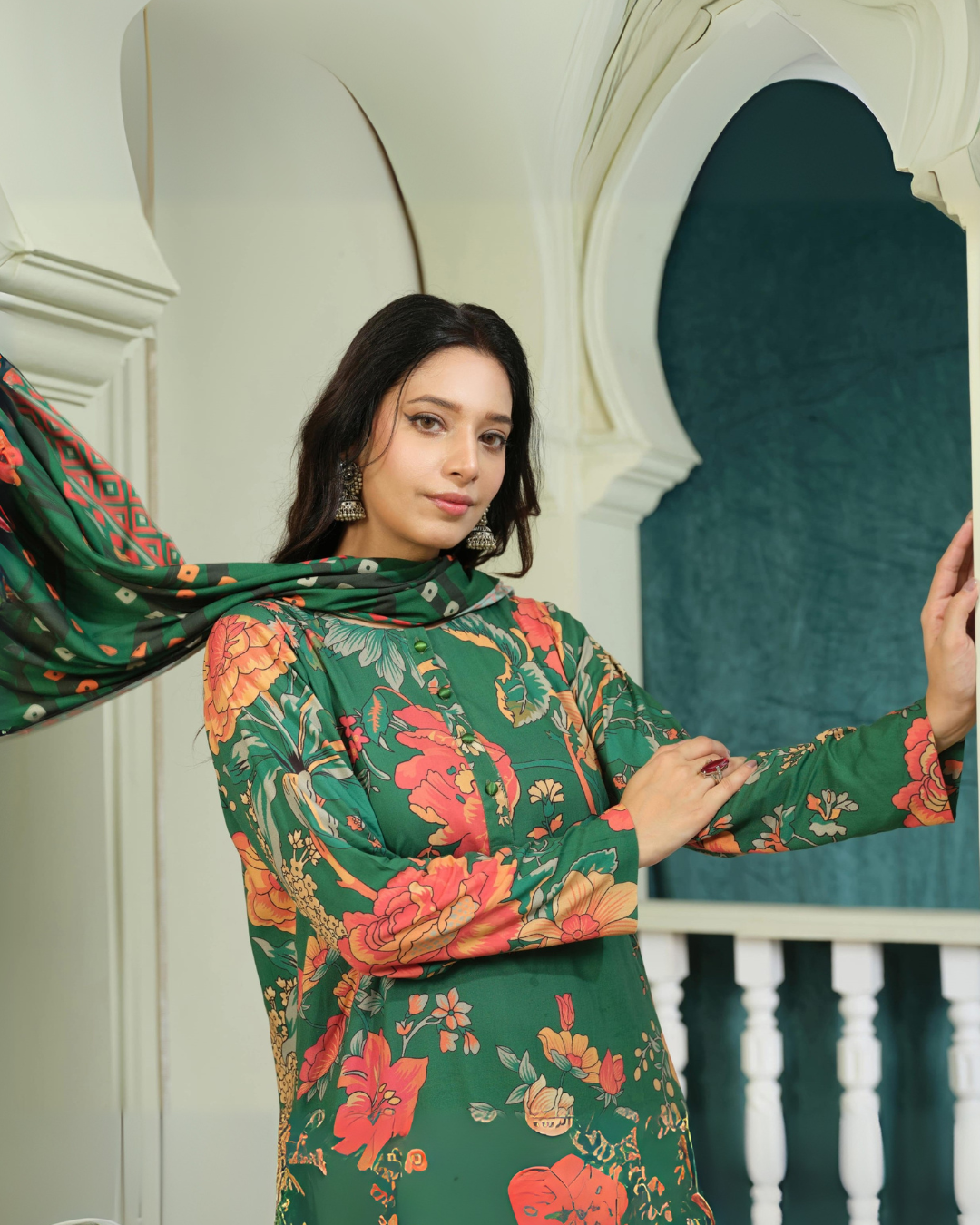 iT Fabric Store Green Premium Digital Linen 3 Piece Suit